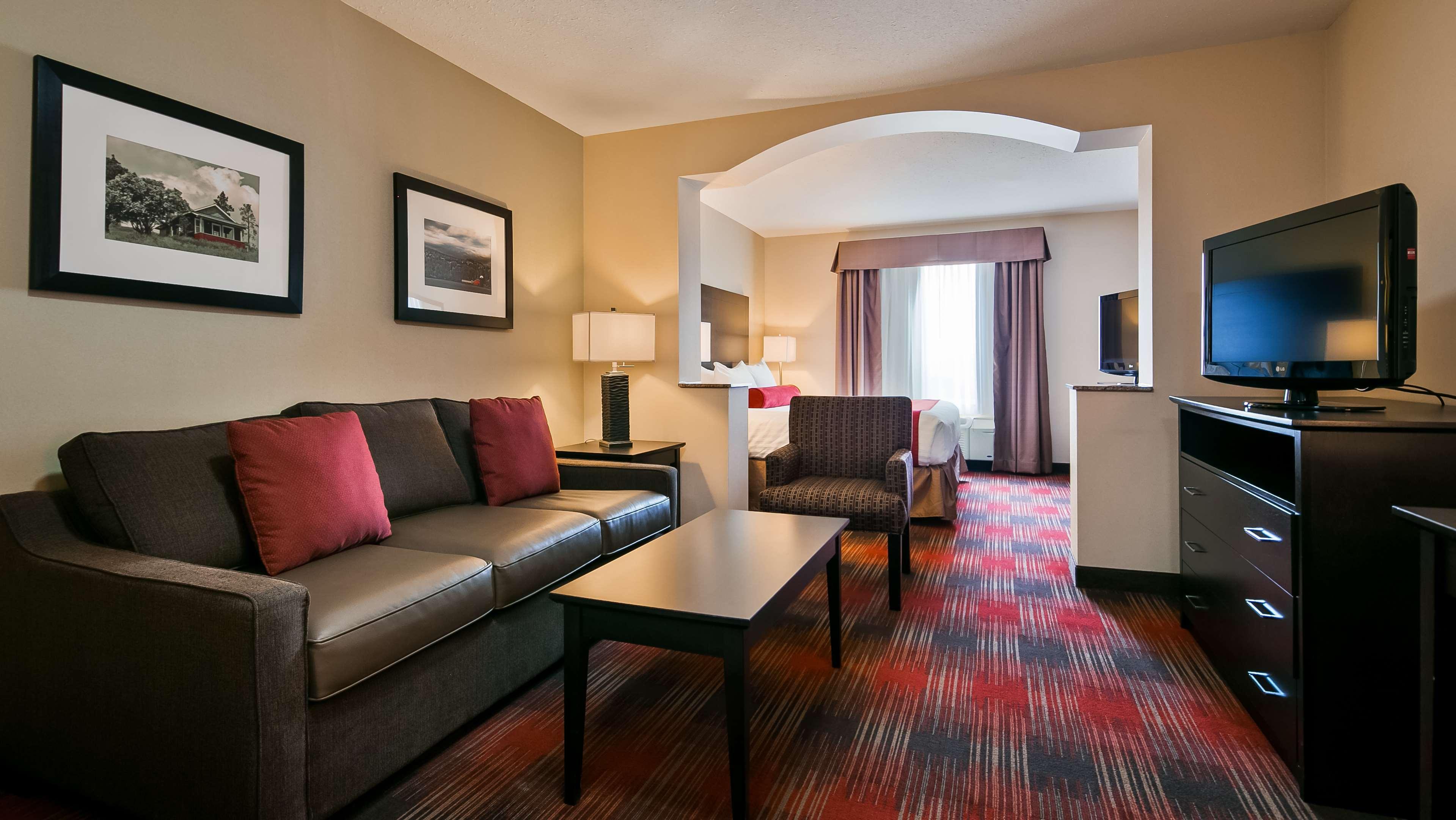Best Western Plus Red Deer Inn & Suite Exterior foto