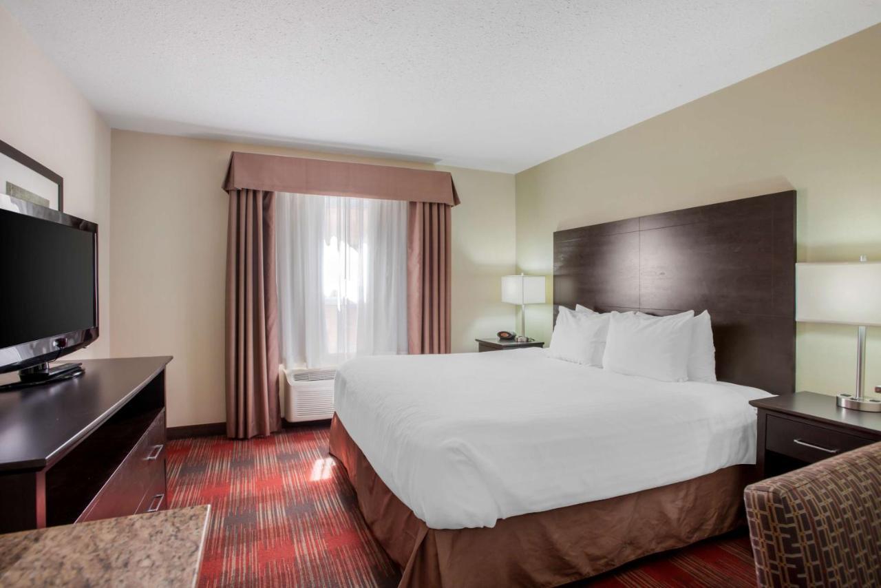 Best Western Plus Red Deer Inn & Suite Exterior foto