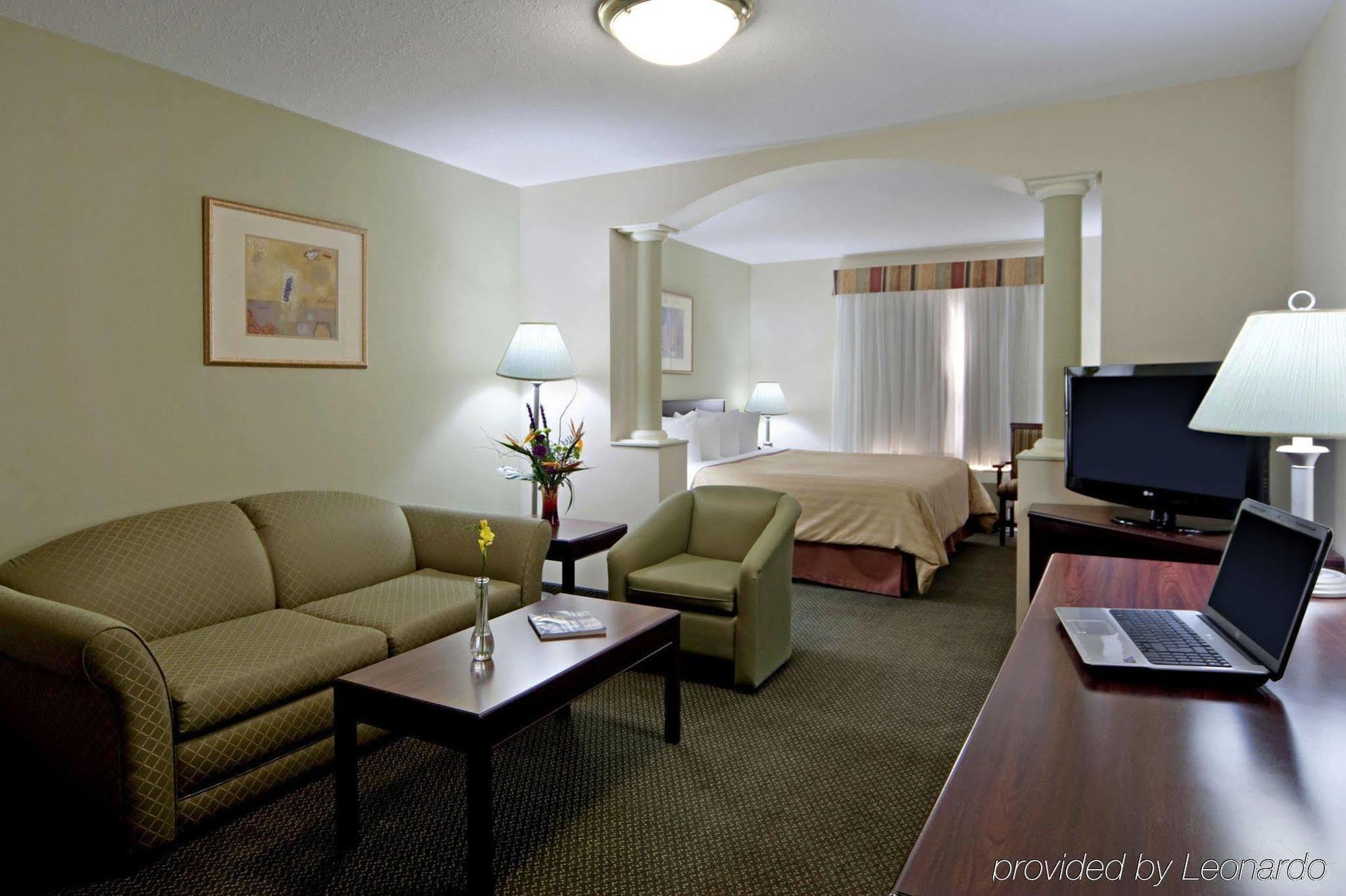 Best Western Plus Red Deer Inn & Suite Cameră foto