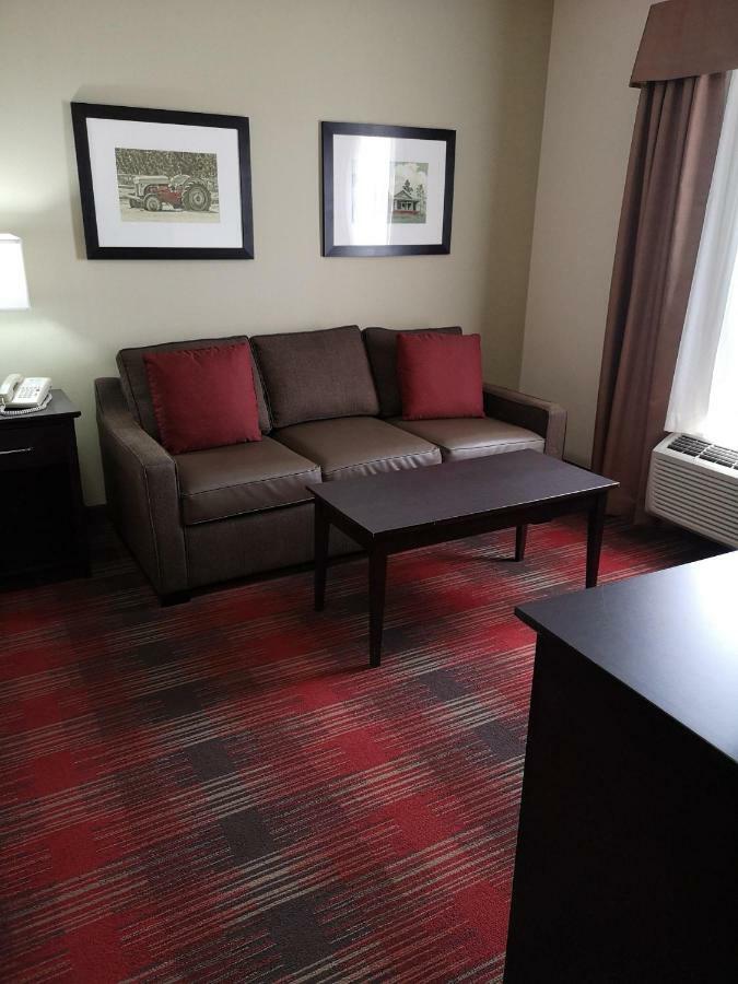 Best Western Plus Red Deer Inn & Suite Exterior foto