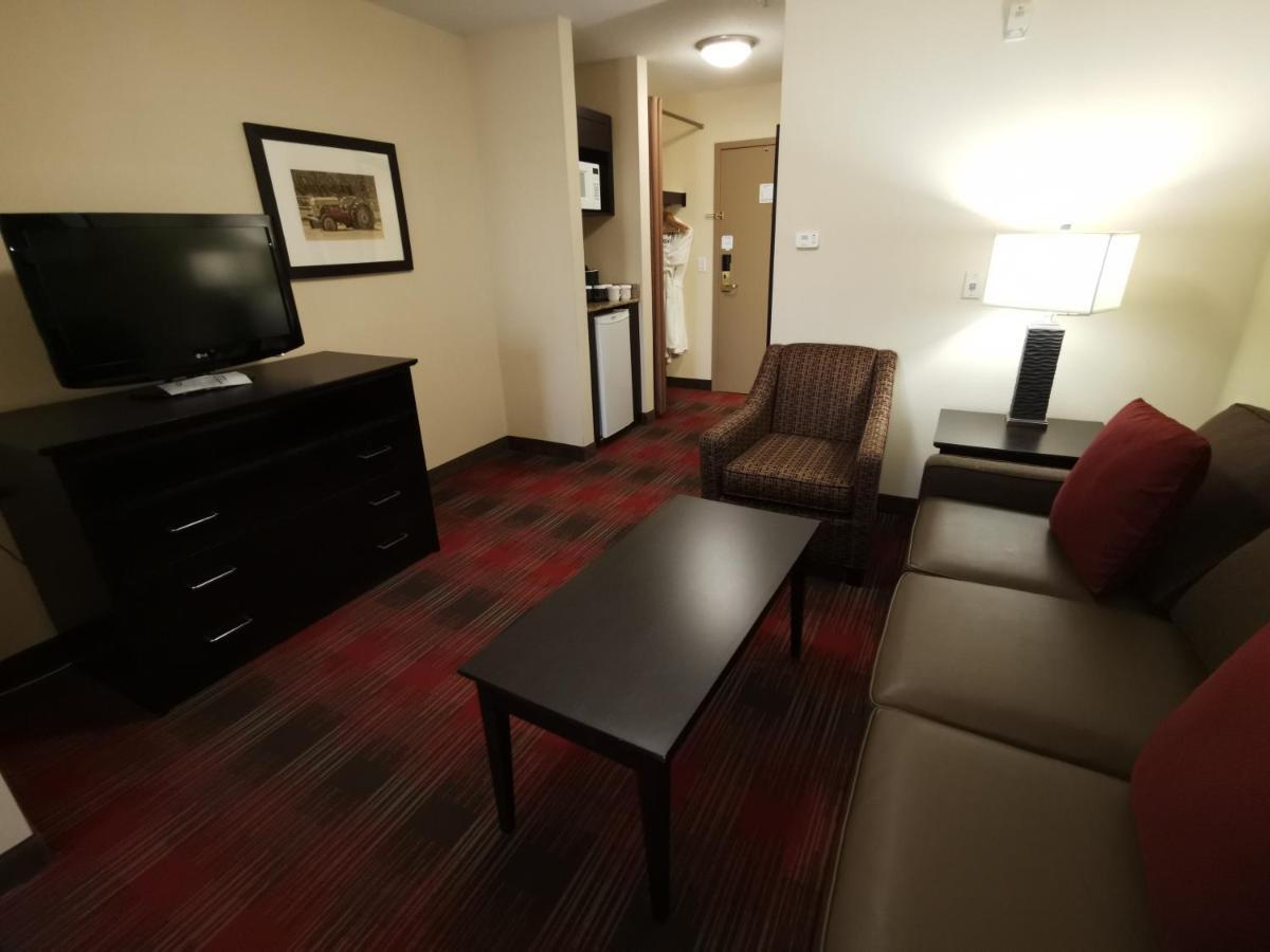Best Western Plus Red Deer Inn & Suite Exterior foto